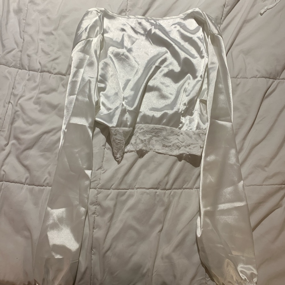 Top - Picture 3 of 3